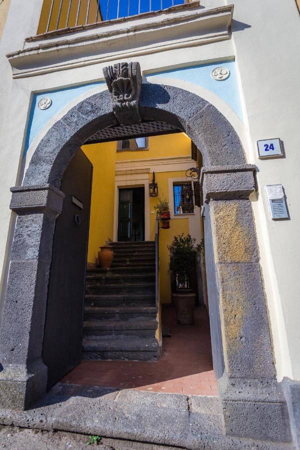 Palazzo Previtera Hotel Linguaglossa Exterior photo
